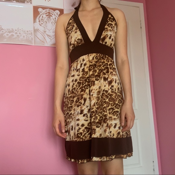 ✨Host Pick✨ Vintage Cheetah Print Halter Dress - Picture 2 of 12